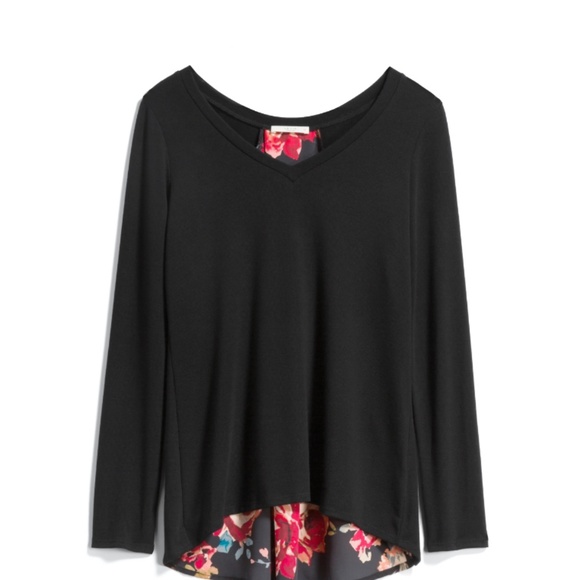 Le Lis Sweaters - Alante Woven Back Knit Top